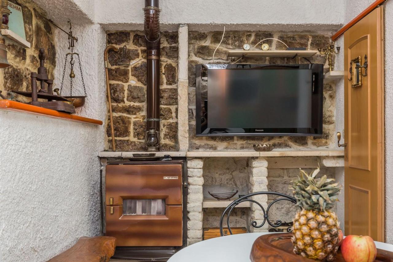 Mini Stone House Villa Omis Ngoại thất bức ảnh