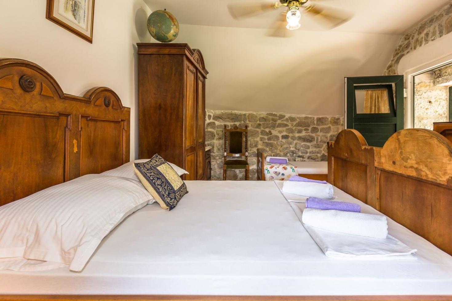 Mini Stone House Villa Omis Ngoại thất bức ảnh