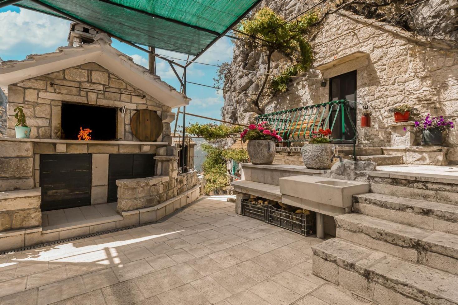 Mini Stone House Villa Omis Ngoại thất bức ảnh